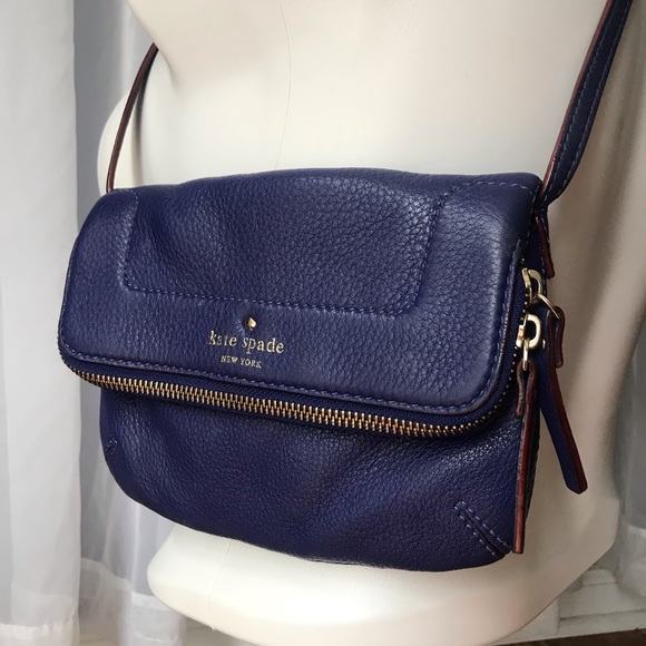 kate spade Handbags - Kate Spade Blue Pebble Leather Crossbody Zipper